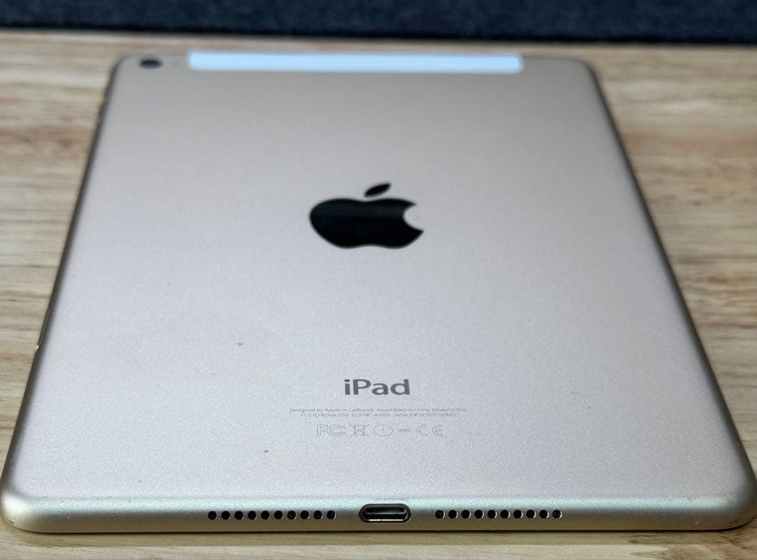 iPad本体 Apple iPad mini 4 128GB MK782J/A