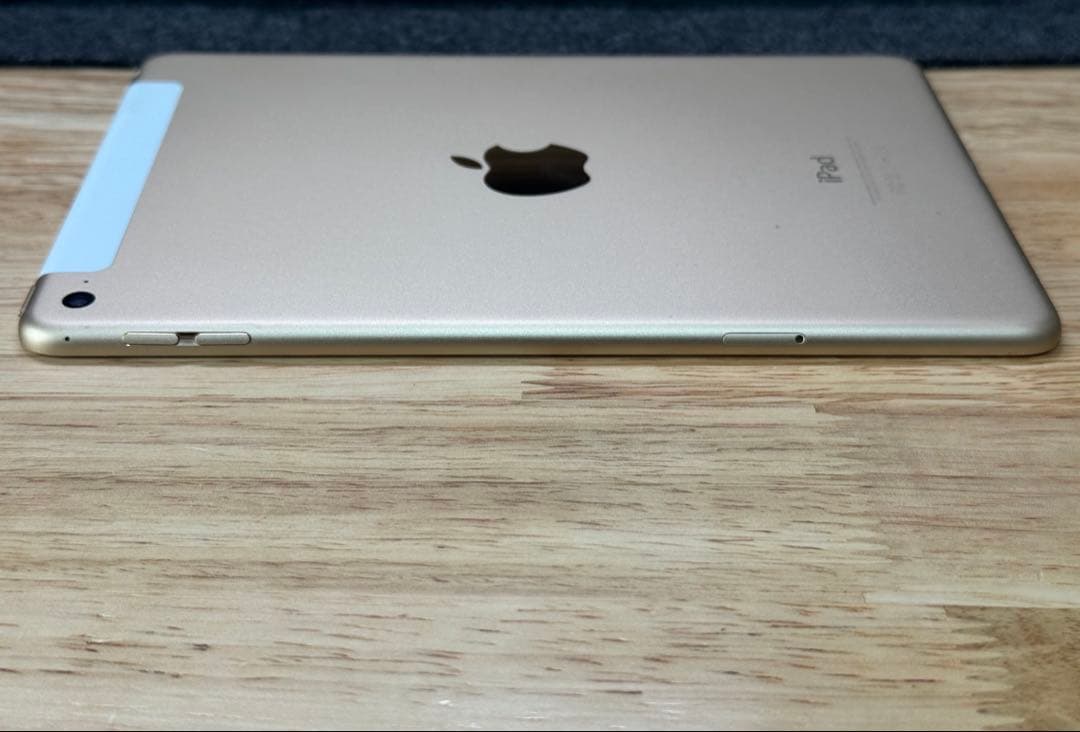 iPad本体 Apple iPad mini 4 128GB MK782J/A