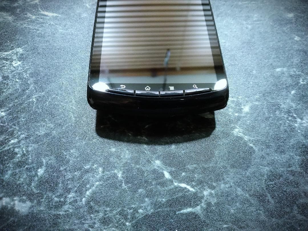 SONY® Xperia™ PLAY SO-01D (スマホ付き PSP go)