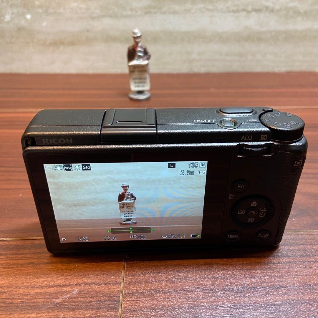 RICOH GR Ⅲ デジカメ ほぼ新品 4930