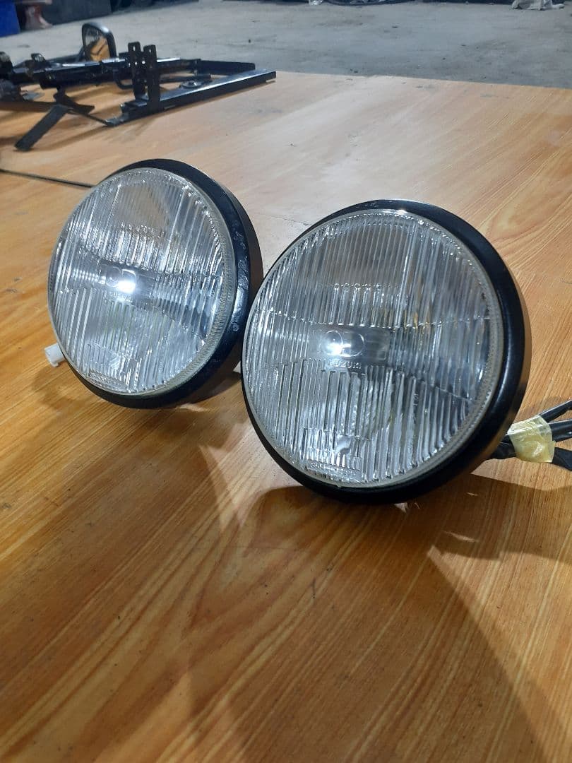 ジムニー JA22 JA12 後期型 純正 フォグランプ 左右 セット