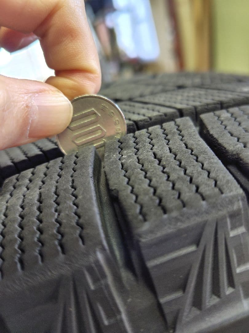 スバル★スタットレス BLIZZAK VRX3 タイヤセット 215/65R16