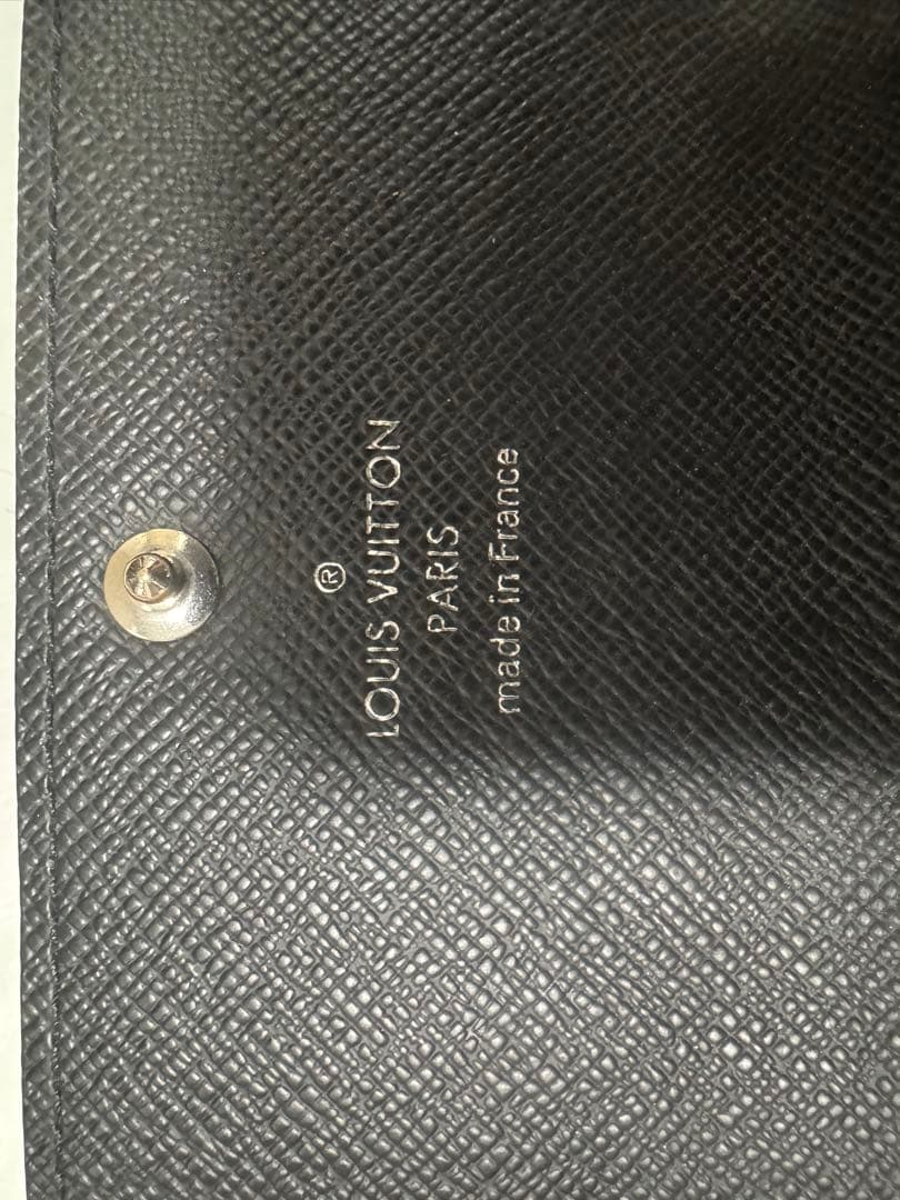 LOUIS VUITTON エピレザー ブラックキーケース