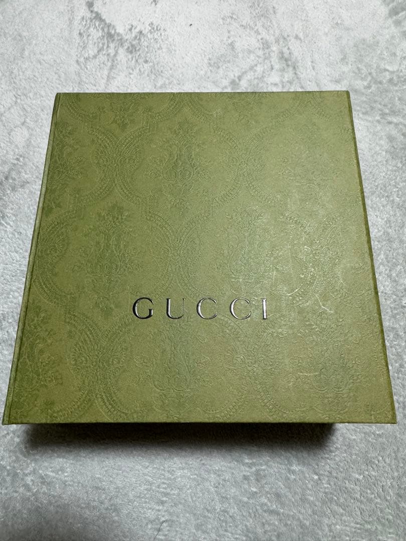 GUCCI ヘアバンド カチューシャ