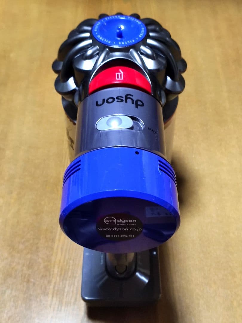 ダイソンSV11 掃除機＋マキタ18vアダプターセット 完全分解清掃済み 動作品