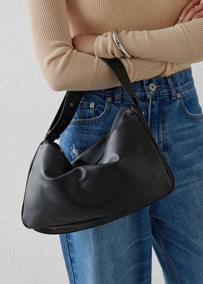 ソフトスクエアショルダーバッグ