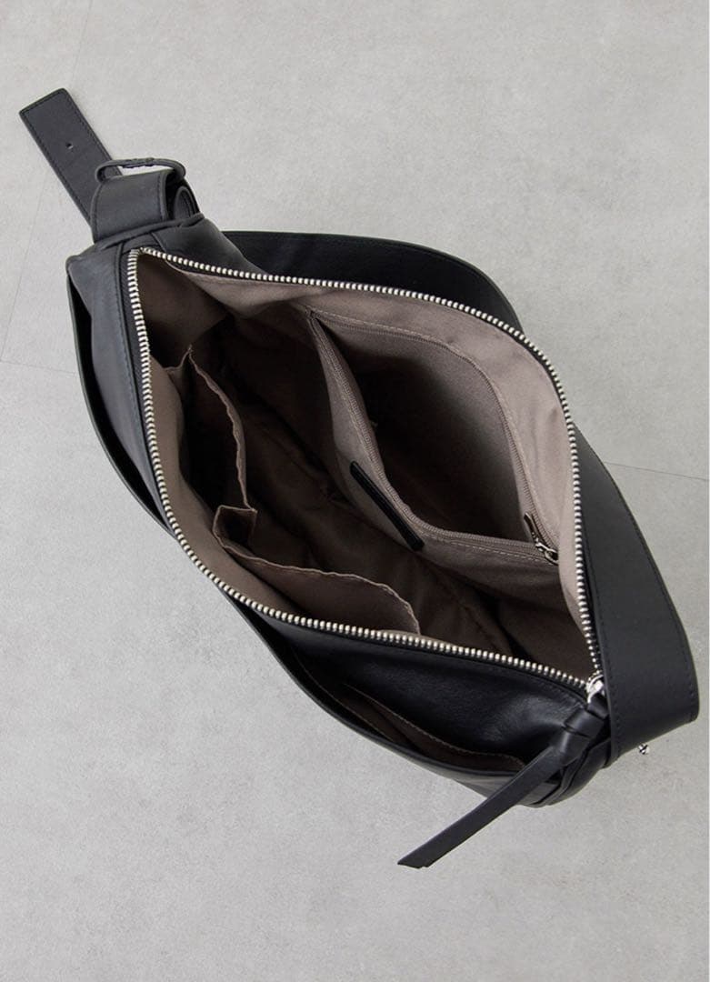 ソフトスクエアショルダーバッグ