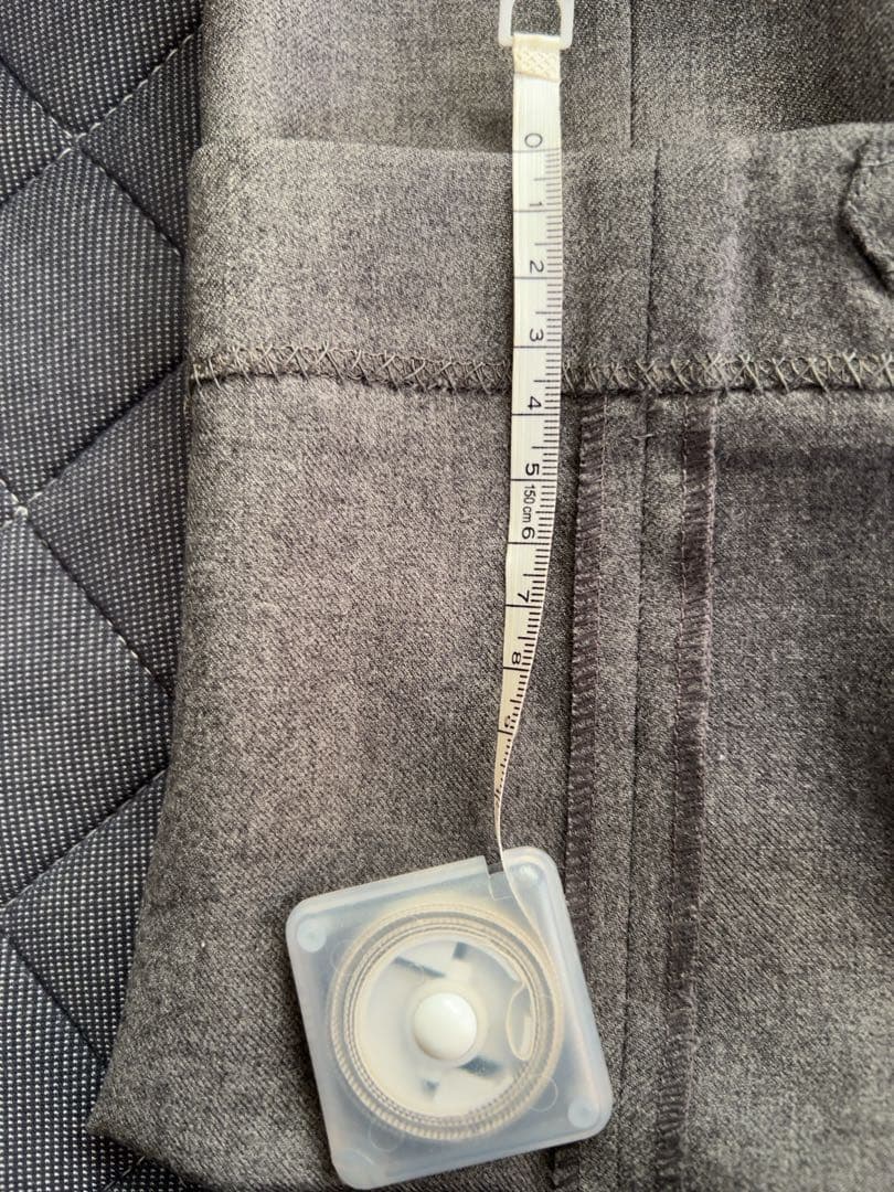 インコテックス　ウール　ライトグレー スラックス　裾ダブル　秋冬物