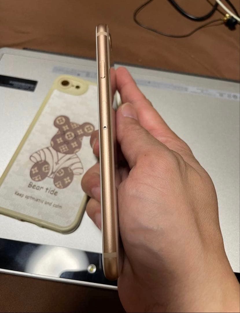 iPhone 8 64gb SIM FREE ゴールド