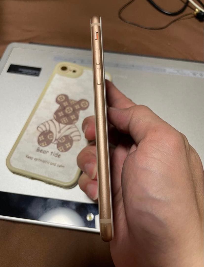 iPhone 8 64gb SIM FREE ゴールド