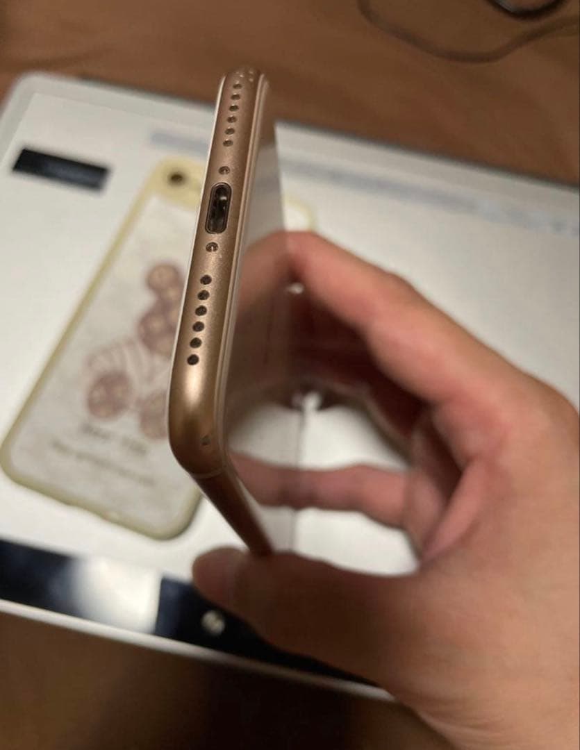 iPhone 8 64gb SIM FREE ゴールド