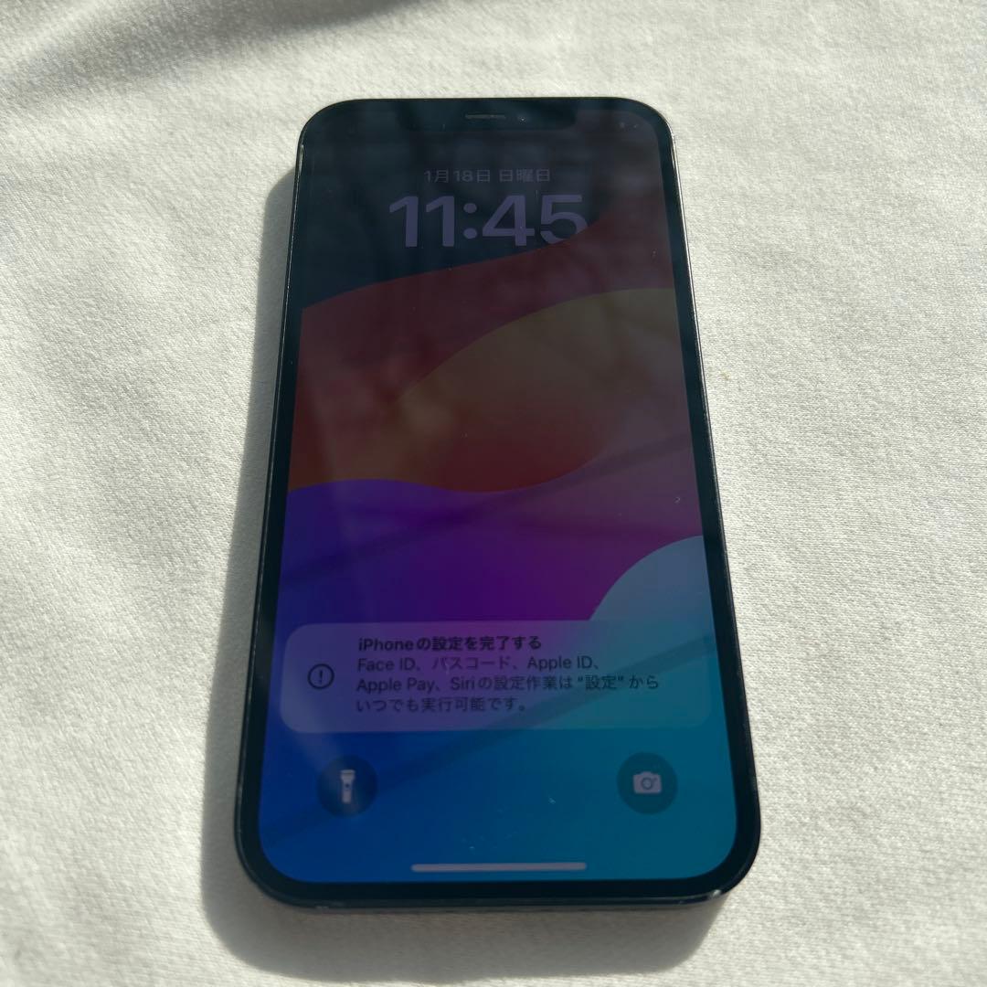 Apple iPhone 12 ブラック 本体　64GB