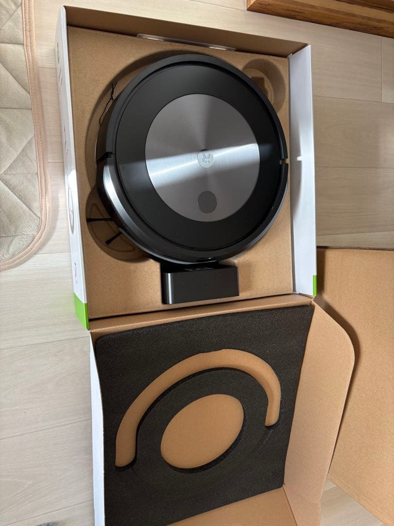 ルンバJ７（付属品あり）　　iRobot Roomba J715860