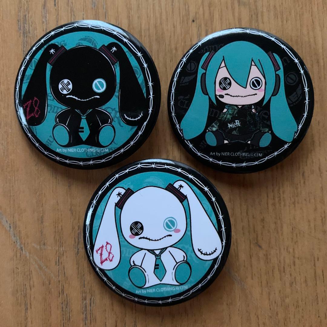 期間限定販売品 NieR×初音ミク コラボジャンパー 缶バッジ3個付き