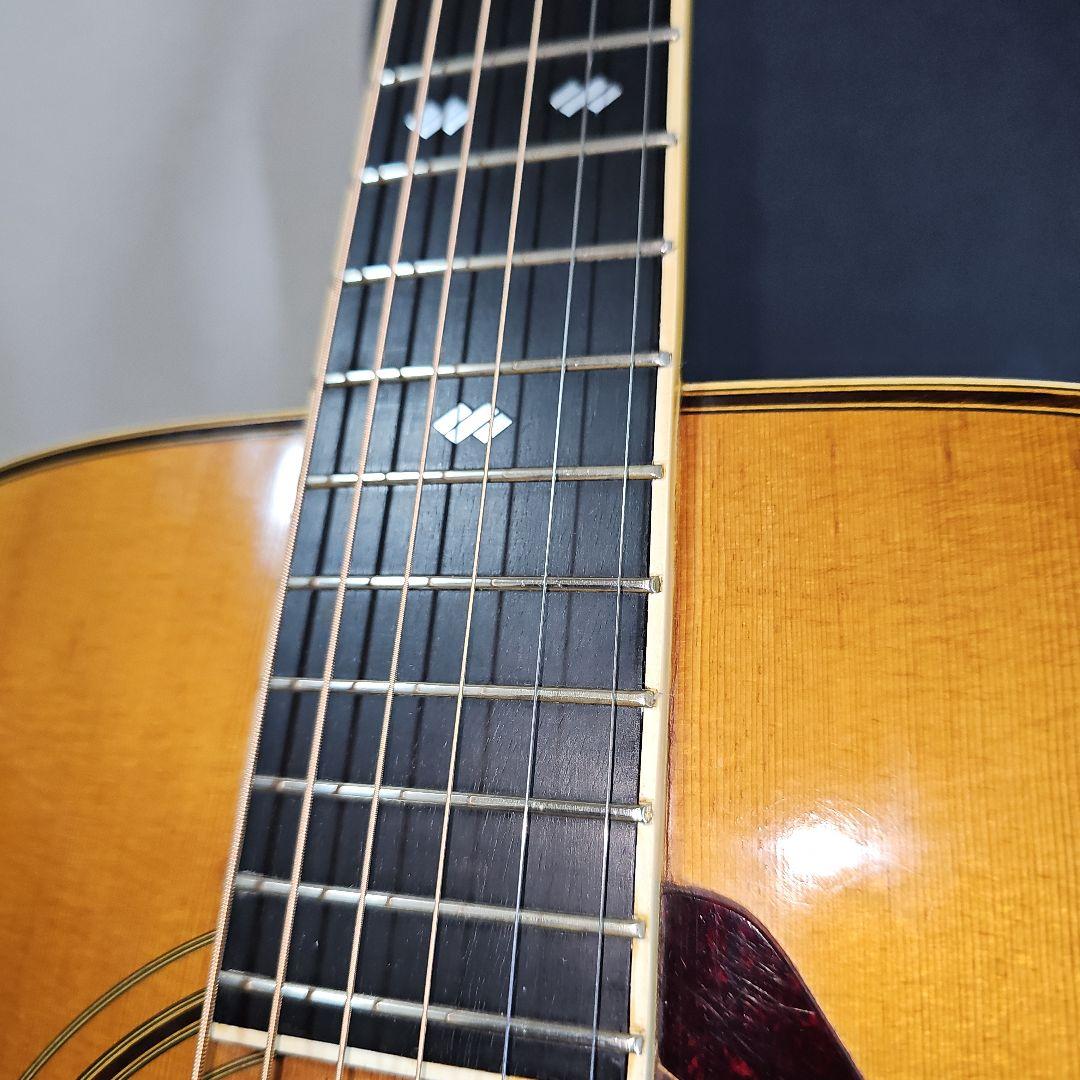 ヤマハL-6前期型トップ.バック単板！ハードケース付き。