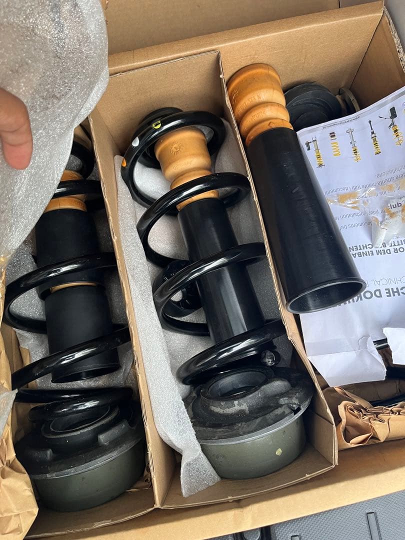 アウディA6 Sライン純正サススプリング