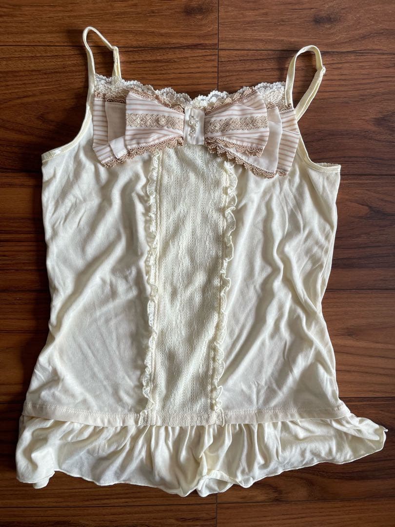 axes femme ビッグリボンキャミソール・カットソー・襟付きプルオーバー等