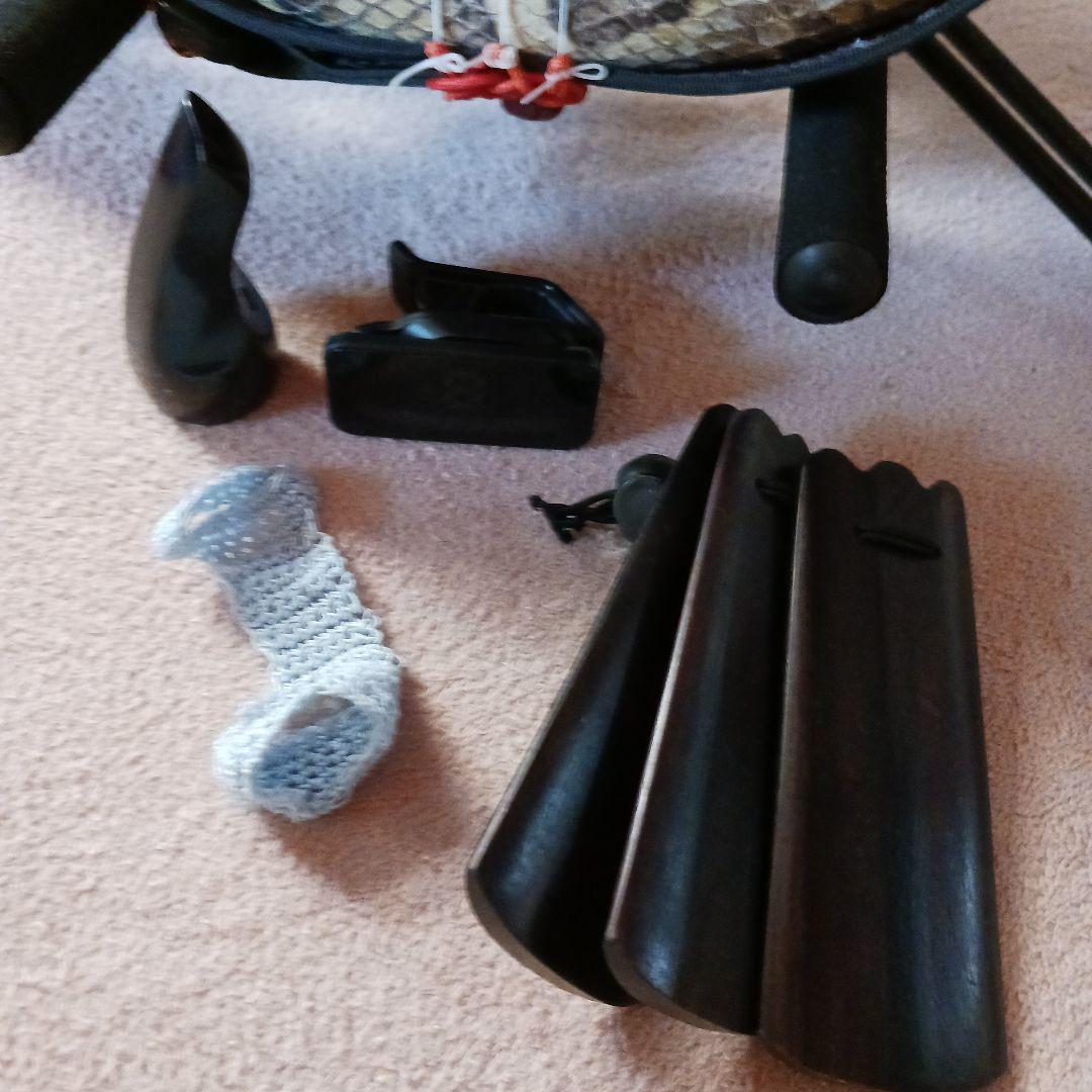 三線 本体 ヘビ皮製 3弦 ケース付き　三線スタンド サンバ　爪　チューナー