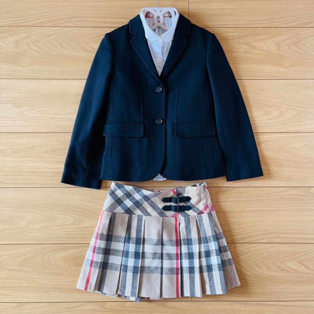 1/17まで値引中　卒園式 入学式. BURBERRY バーバリー セットアップ