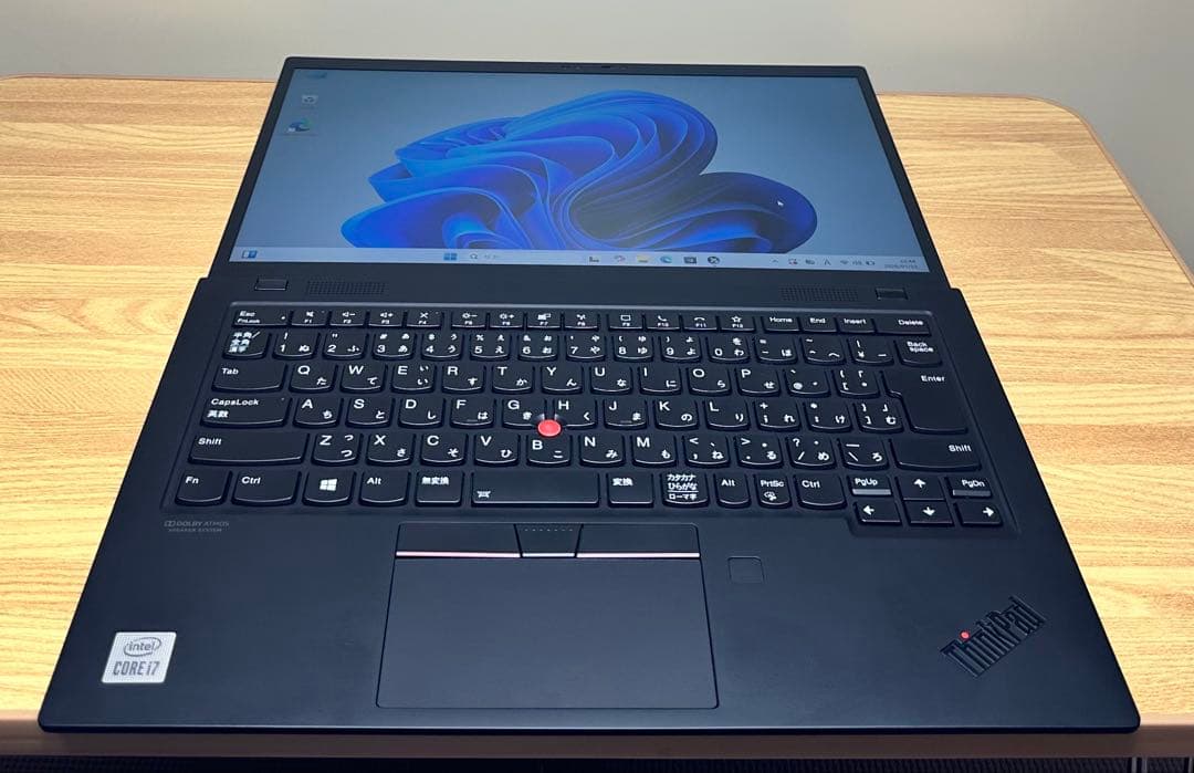 良品　Lenovo X1 gen 8, Corei7, 画面 14inch 2K