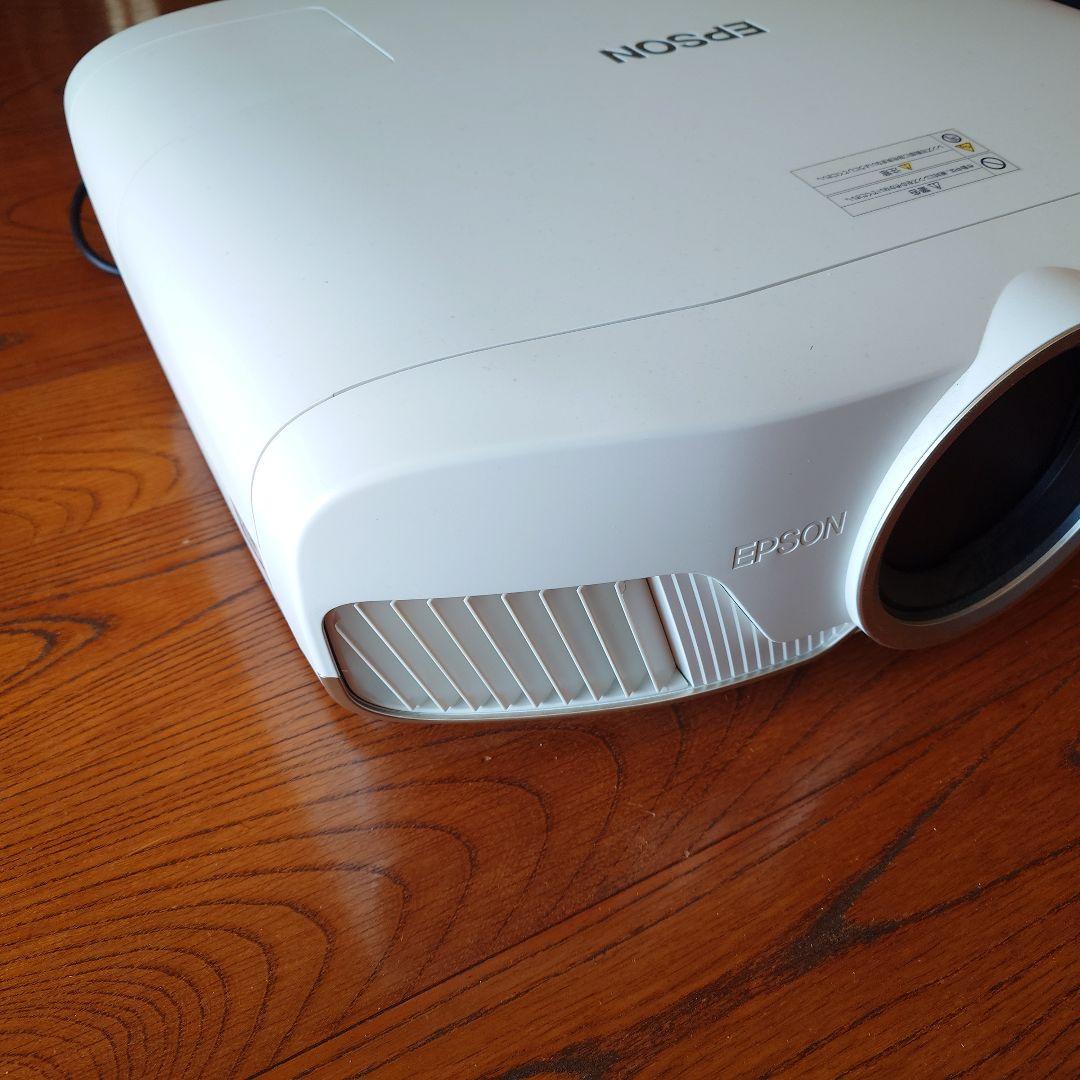 希少現品限り エプソン EH-TW8300W dreamio 4K ワイヤレス