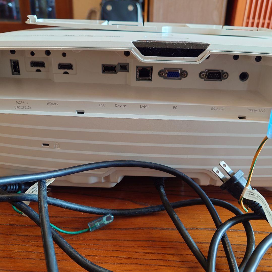 希少現品限り エプソン EH-TW8300W dreamio 4K ワイヤレス