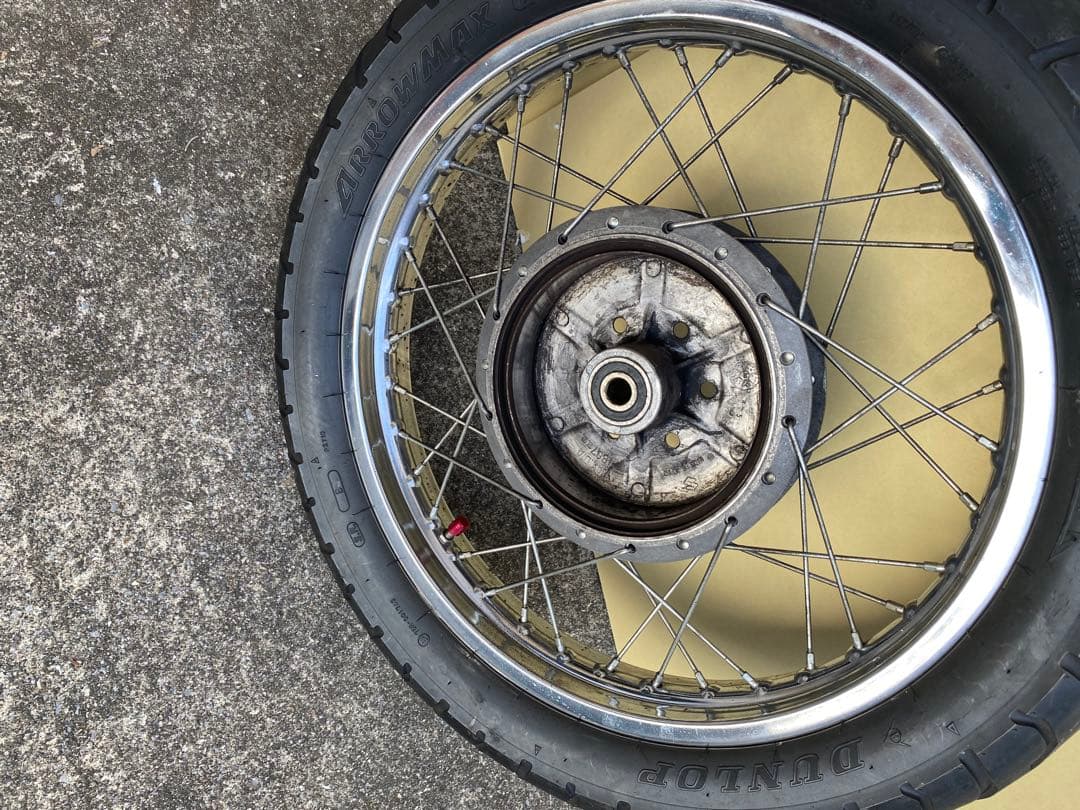 GS400 スポークダンロップタイヤ付きスポークホイール