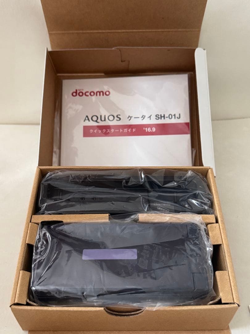 美品！AQUOS ケータイ SH-01J ブルーブラック 本体【最終値下げ！！】