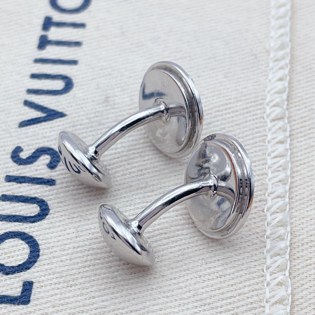 LOUIS VUITTON カフス　ブトン　ドゥ　マンシェット　モノグラム