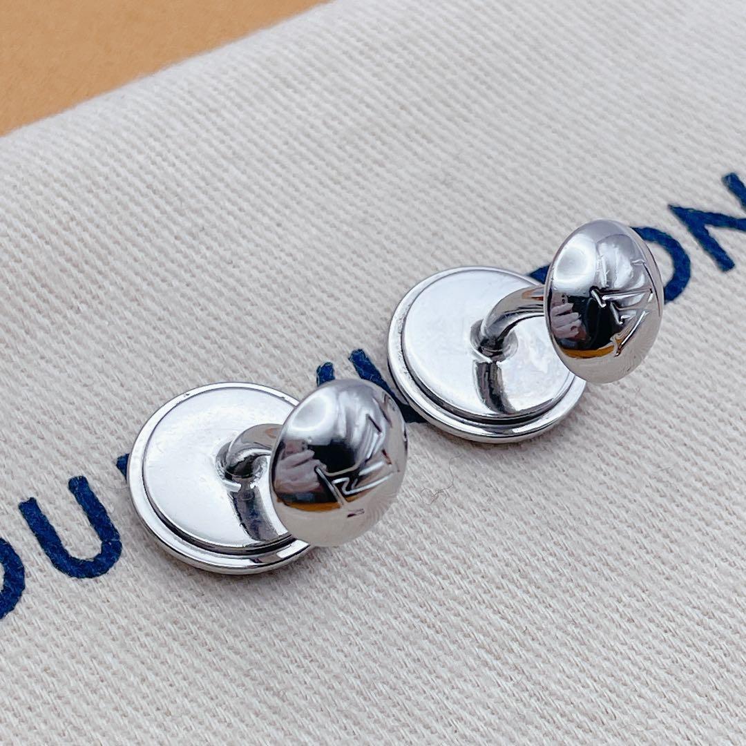 LOUIS VUITTON カフス　ブトン　ドゥ　マンシェット　モノグラム