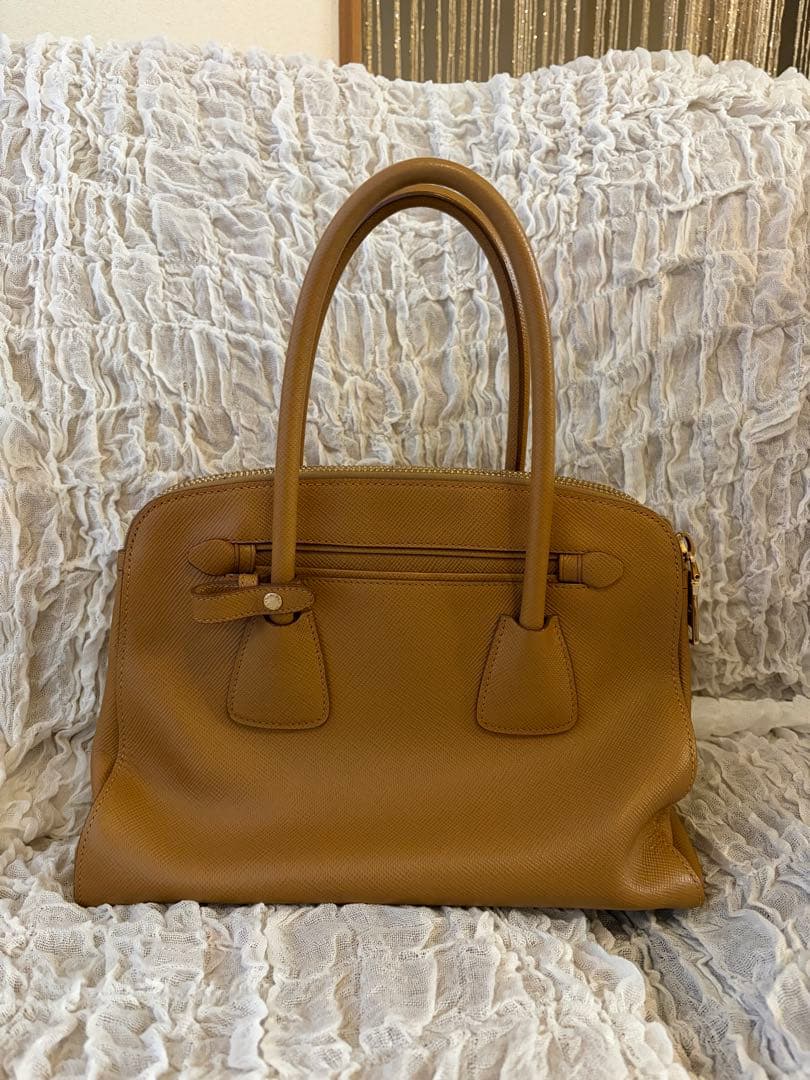 PRADA ブラウン ハンドバッグ 中型