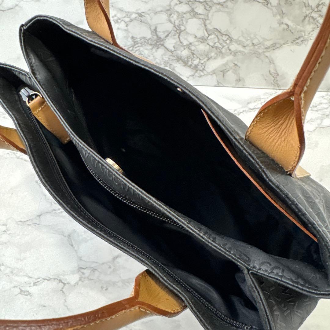 ラッキー 様2点同梱専用 NINA RICCI ニナリッチ ロゴ総柄PVC×本革