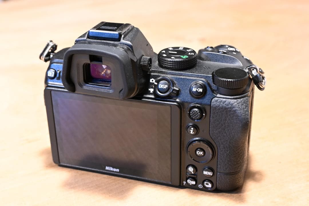 Nikon Z5 ミラーレス一眼カメラ（撮影ガイド付き）