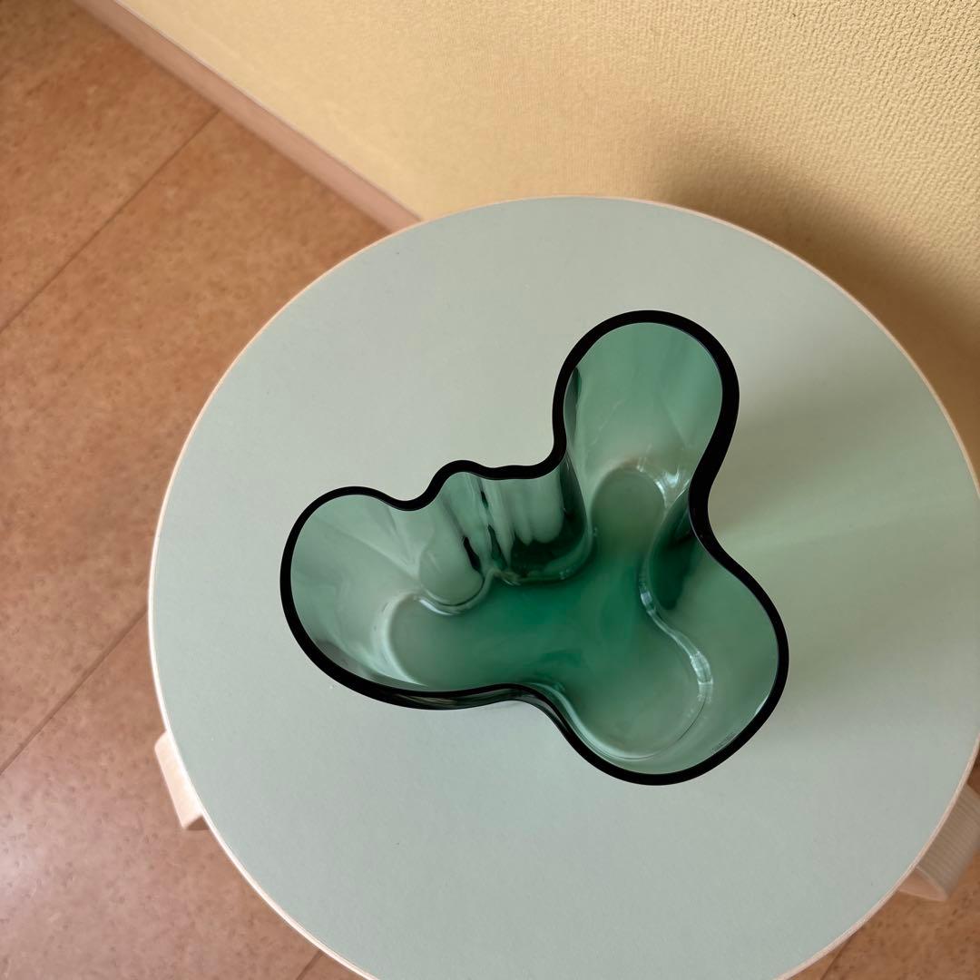 【未使用】イッタラ アアルトフラワーベース グリーン120mm花瓶