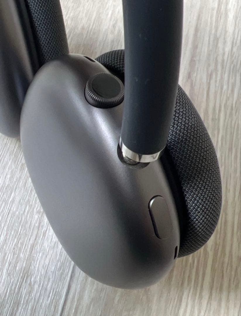 【美品】AirPods Max と 交換用 新品イヤークッション付き 正規品