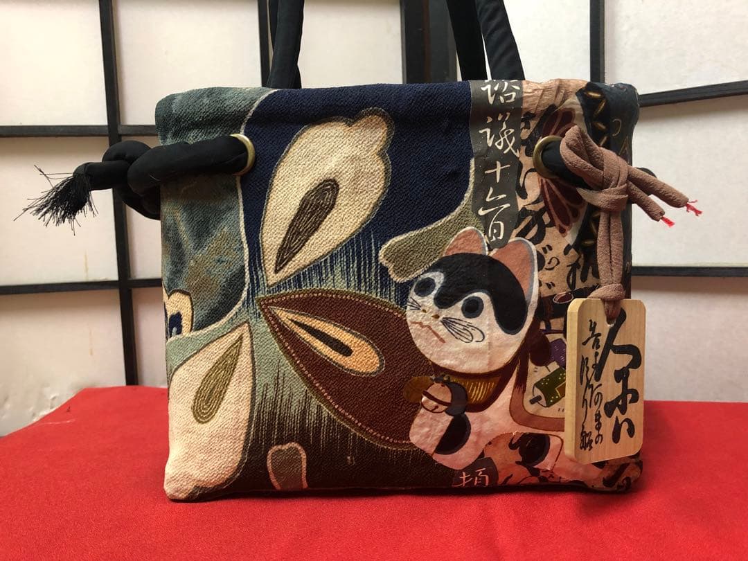 一閑張り　一閑張りバック　 正絹大正縮緬　犬張子　狛犬