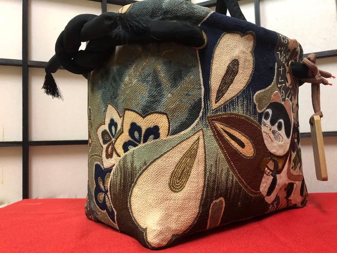 一閑張り　一閑張りバック　 正絹大正縮緬　犬張子　狛犬