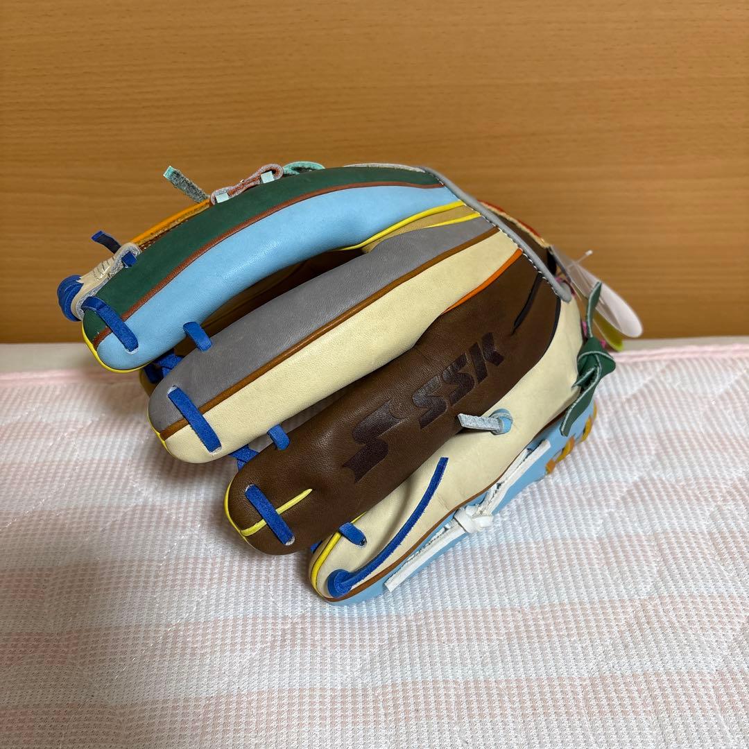 し*う様 【1点モノ】SSK 端材グラブ軟式内野手用　Special make