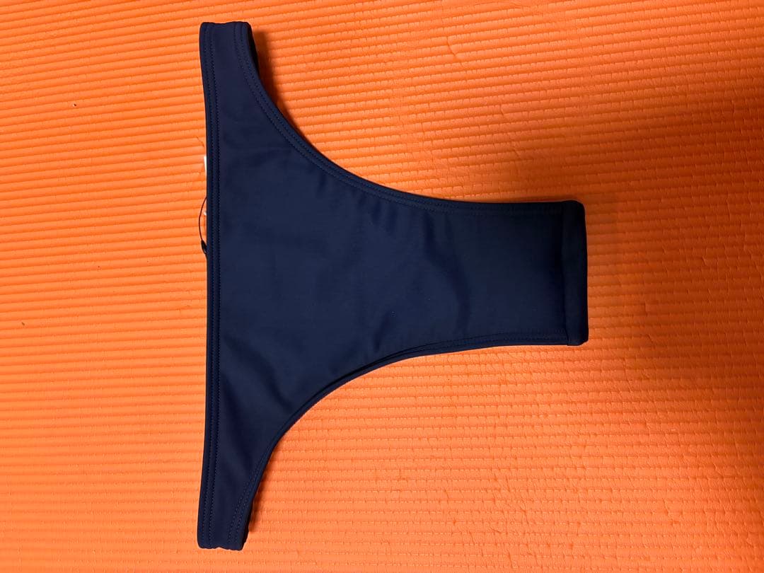 SISANDI シサンディ　ビキニセット