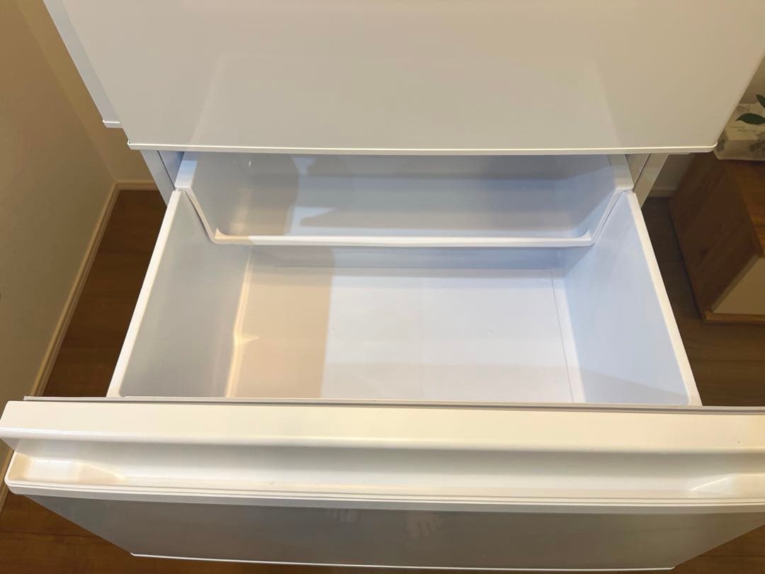 【美品】三菱ノンフロン冷凍冷蔵庫 330L 2023年製　冷蔵庫