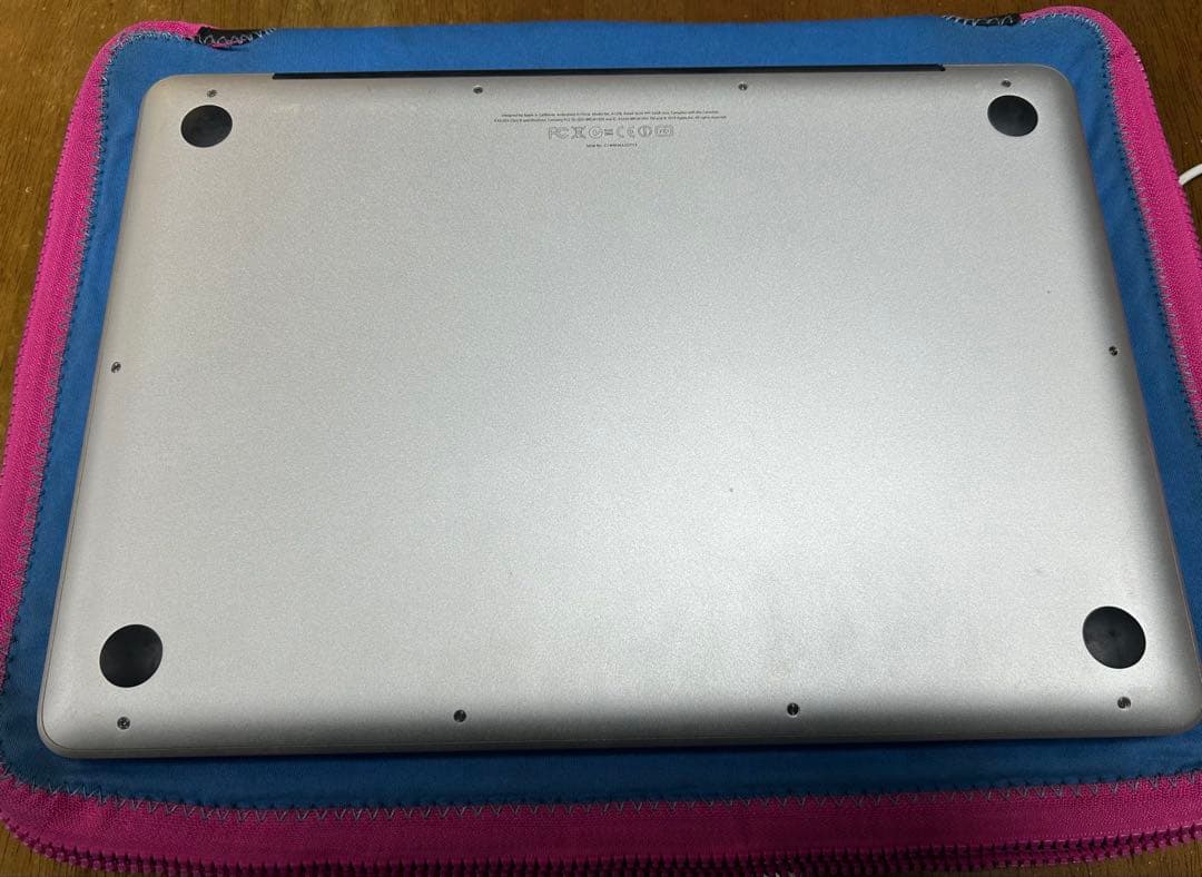 ［ジャンク品/匿名配送］MacBook Pro 2010