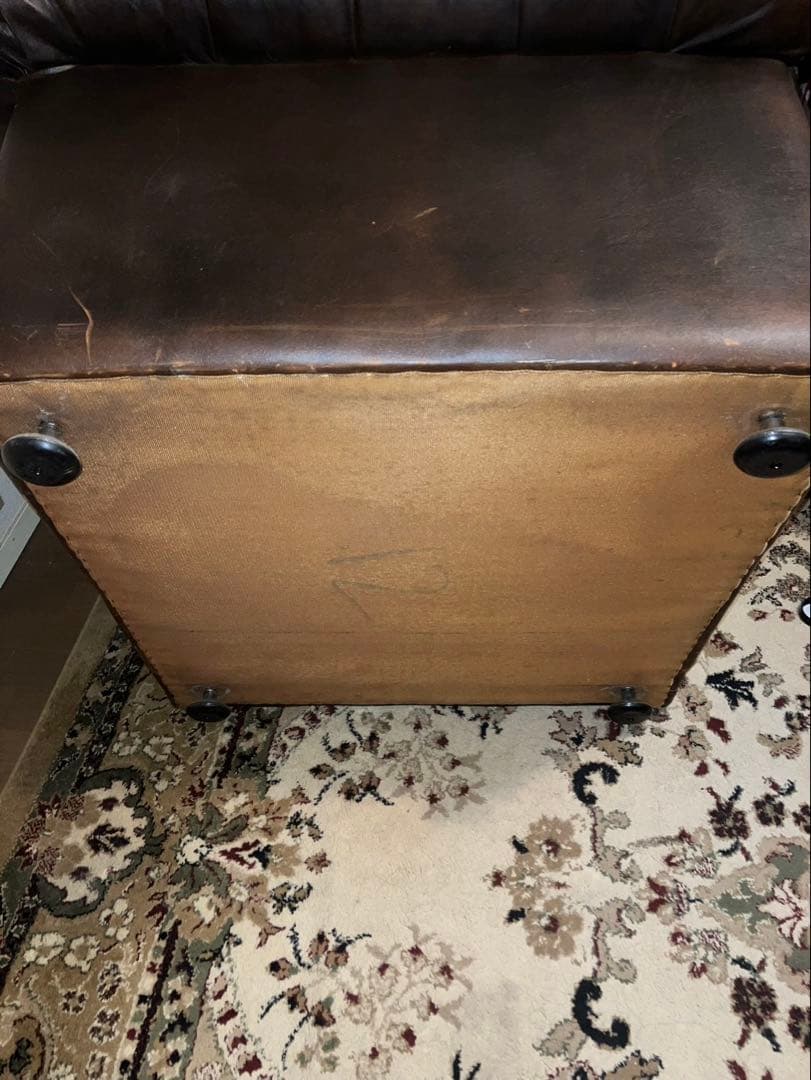 チェスターフィールド本革ソファ1人掛け英国調アンティーク