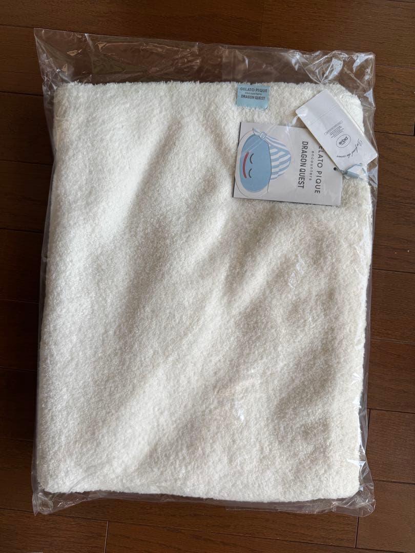 gelato pique★ドラゴンクエスト★ベビモコモンスターブランケット★新品