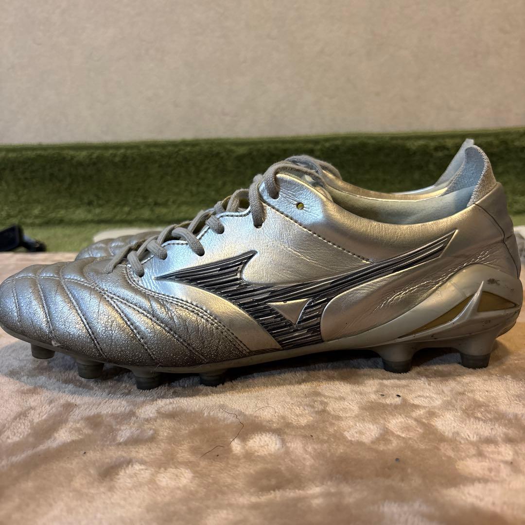 Mizuno Morelia NEO サッカーシューズ シルバー