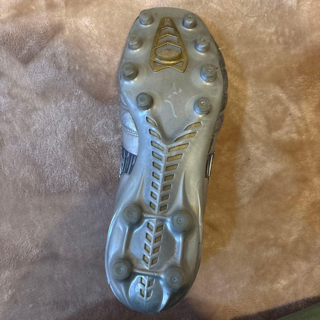 Mizuno Morelia NEO サッカーシューズ シルバー