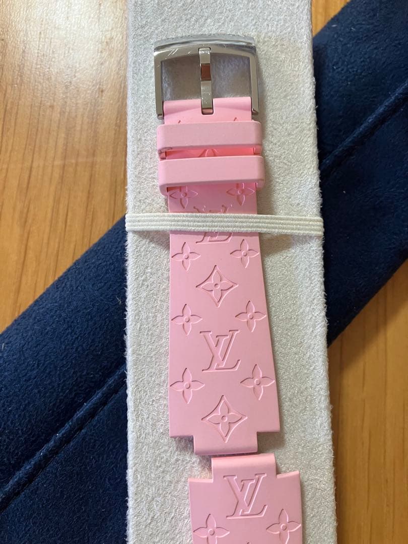 Louis Vuitton ピンク ラバーベルト 未使用