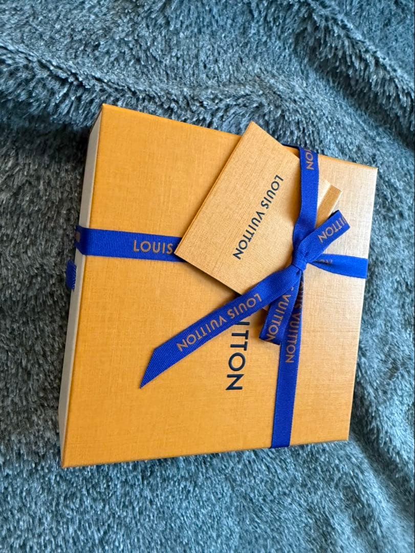 VUITTON シーズン限定品 レアチャーム2種セット　新品