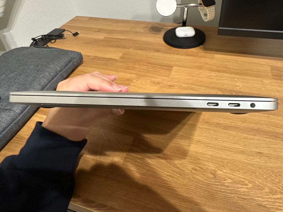 【美品】MacBook Pro 13 2020 Core i5 16G 512G