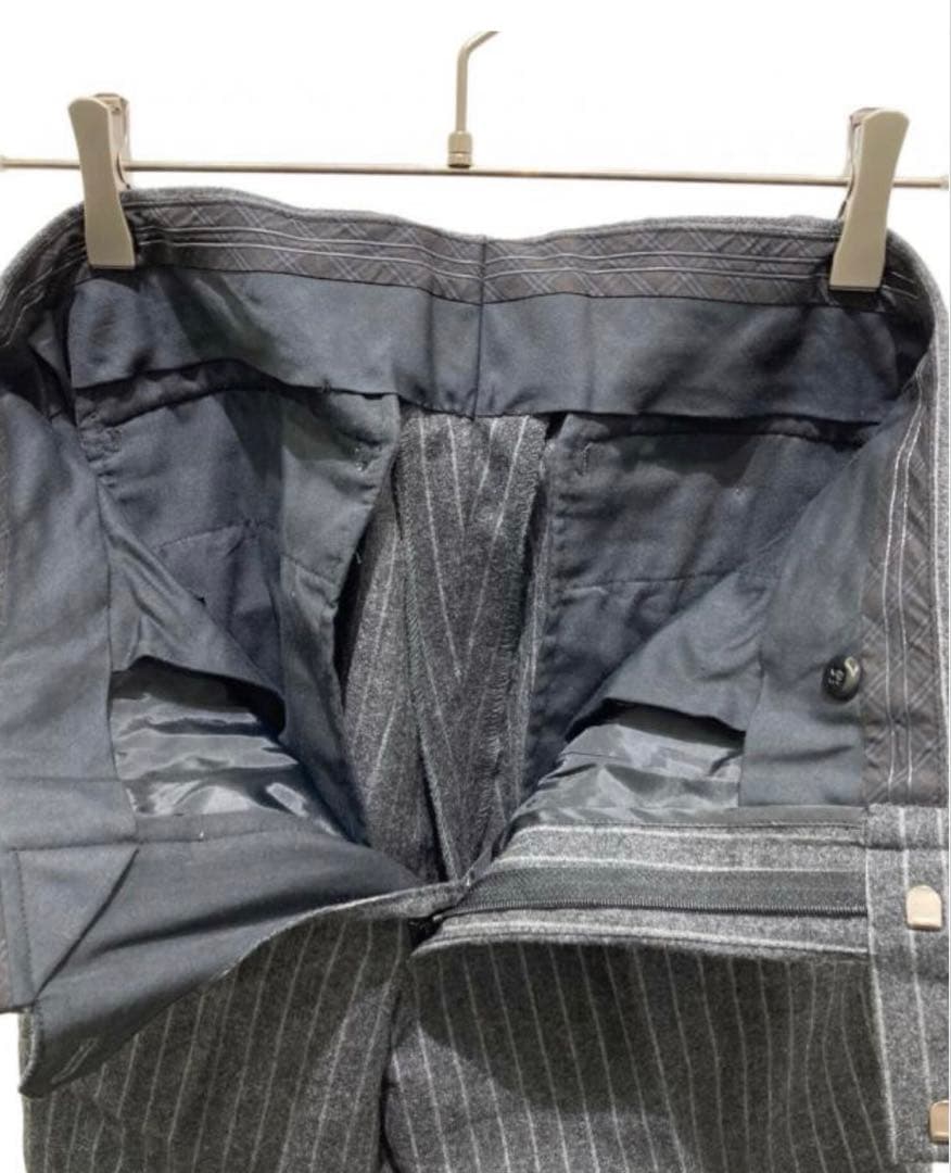 BURBERRY BLACK LABEL ストライプスーツ 成人式