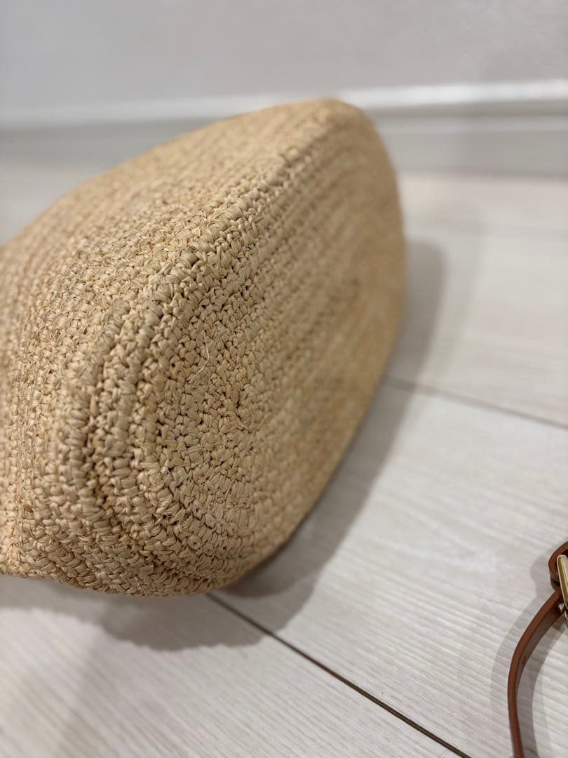 ヘレンカミンスキー 新品同様 ラフィアのカゴバッグ トートバッグ